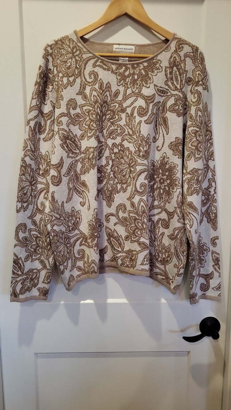 Alfred Dunner Women's Plus 2X Echo Canyon Sparkly Gold Scroll Jacquard Sweater